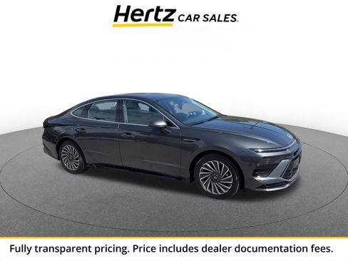 Used 2025 Hyundai Sonata SEL FWD image 1