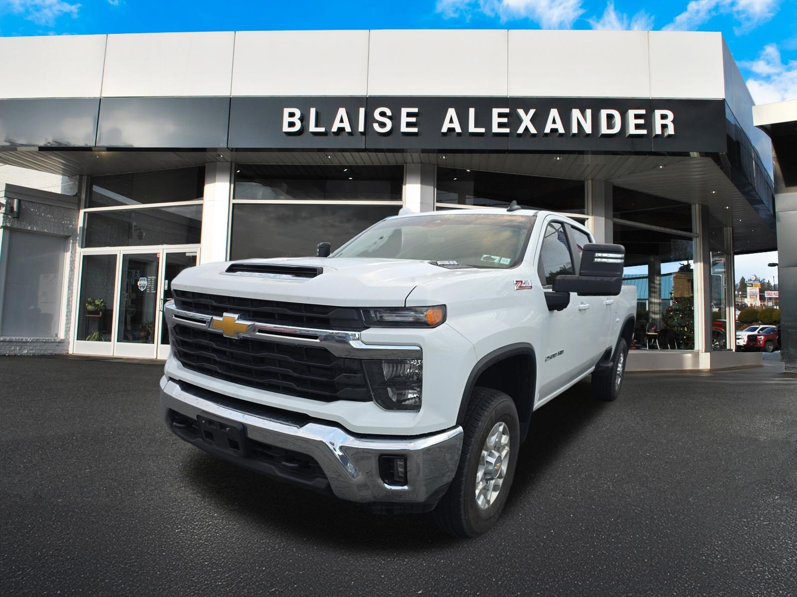 Used 2024 Chevrolet Silverado 2500 LT w/ All Star Edition AWD/4WD image 8