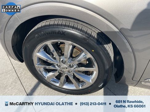Used 2018 Kia Sorento SX image 21