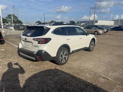 Used 2020 Subaru Outback Touring XT AWD/4WD image 7