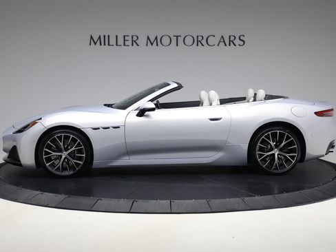 New 2026 Maserati GranCabrio Modena image 2