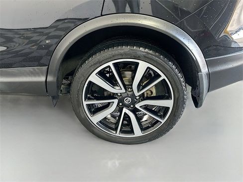 Used 2019 Nissan Rogue Sport SL image 31