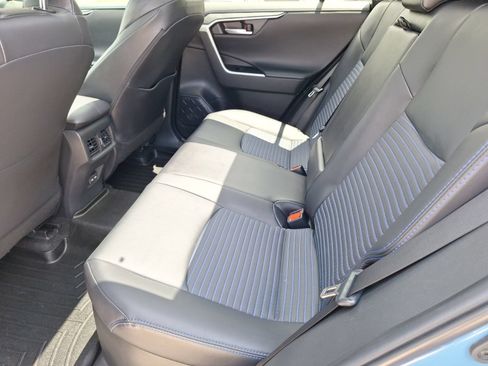 Used 2023 Toyota RAV4 XSE AWD/4WD image 28