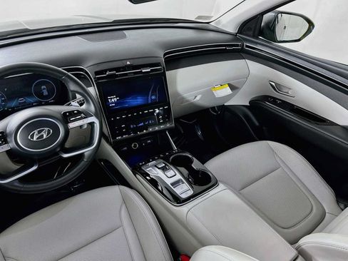 Certified 2023 Hyundai Tucson Limited AWD/4WD image 25