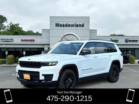 Certified 2025 Jeep Grand Cherokee L Altitude AWD/4WD image 1
