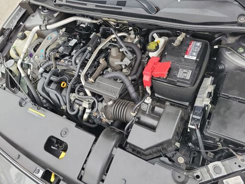 Certified 2021 Nissan Sentra S image 37