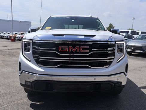 Used 2023 GMC Sierra 1500 SLT w/ SLT Premium Plus Package AWD/4WD image 2