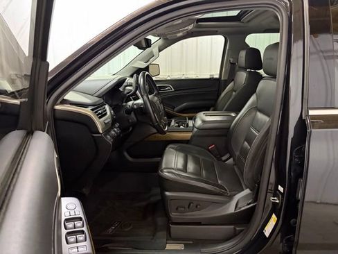 Used 2020 GMC Yukon Denali w/ Open Road Package AWD/4WD image 38