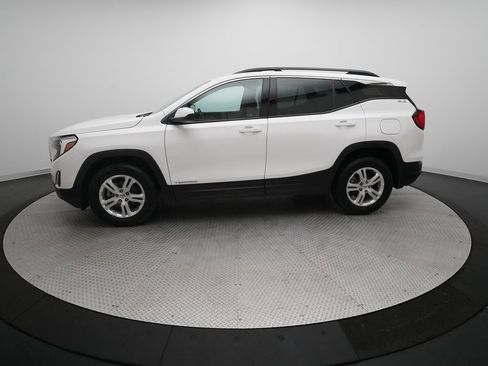 Used 2020 GMC Terrain SLE w/ Driver Convenience Package image 23
