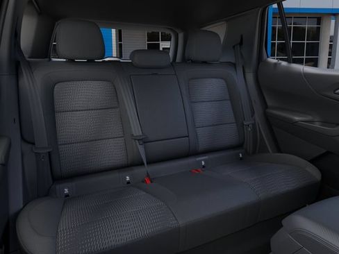 New 2027 Chevrolet Equinox LT w/ Safety and Technology Package FWD image 17