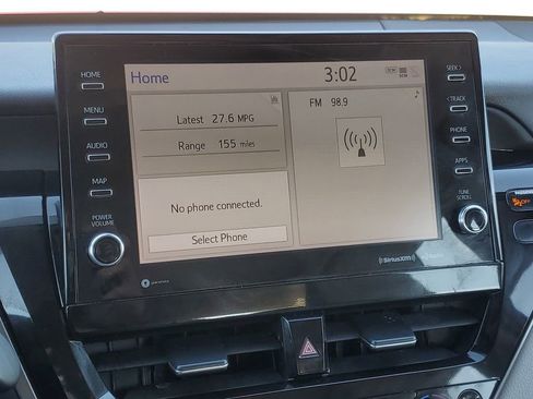 Used 2023 Toyota Camry XLE image 19