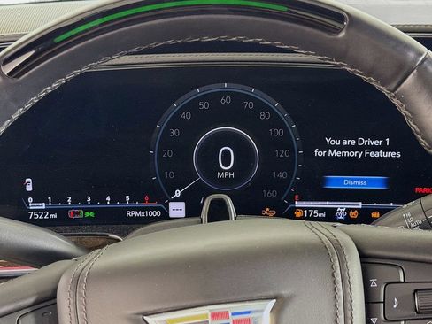 Certified 2024 Cadillac Escalade ESV Premium Luxury Platinum AWD/4WD image 14