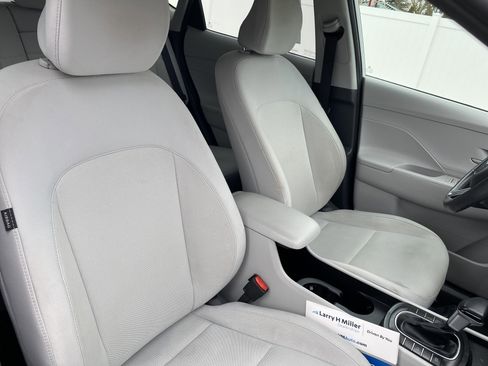 Used 2024 Hyundai Kona SEL image 21