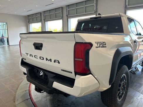 New 2025 Toyota Tacoma TRD Off-Road image 6