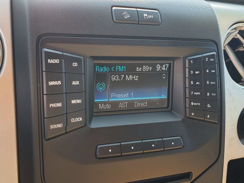 Used 2014 Ford F150 XLT w/ Equipment Group 302A Luxury AWD/4WD image 20