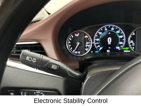 Used 2018 Buick Enclave Avenir w/ Avenir Technology Package AWD/4WD image 47