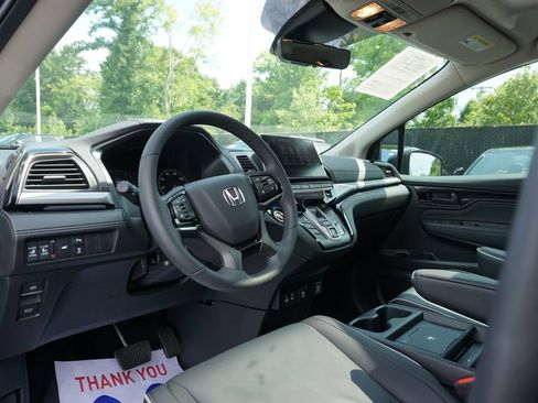 Used 2026 Honda Odyssey Touring image 10