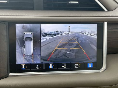 Used 2021 GMC Yukon XL Denali w/ Denali Ultimate Package image 31