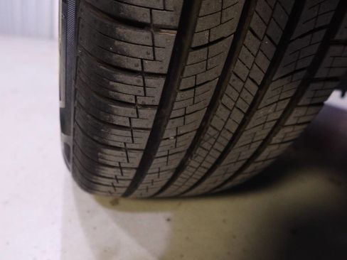 Used 2019 MAZDA CX-9 Touring w/ Touring Premium Package image 42