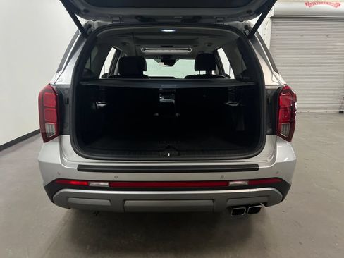 Used 2023 Hyundai Palisade Limited FWD image 26
