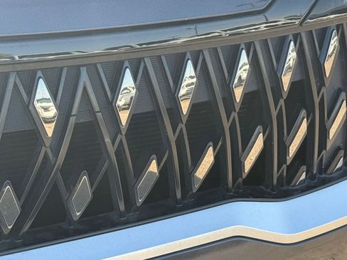 Used 2025 Kia Carnival LXS image 14