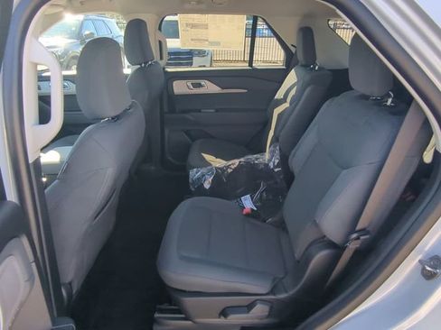 New 2026 Ford Explorer Active image 4