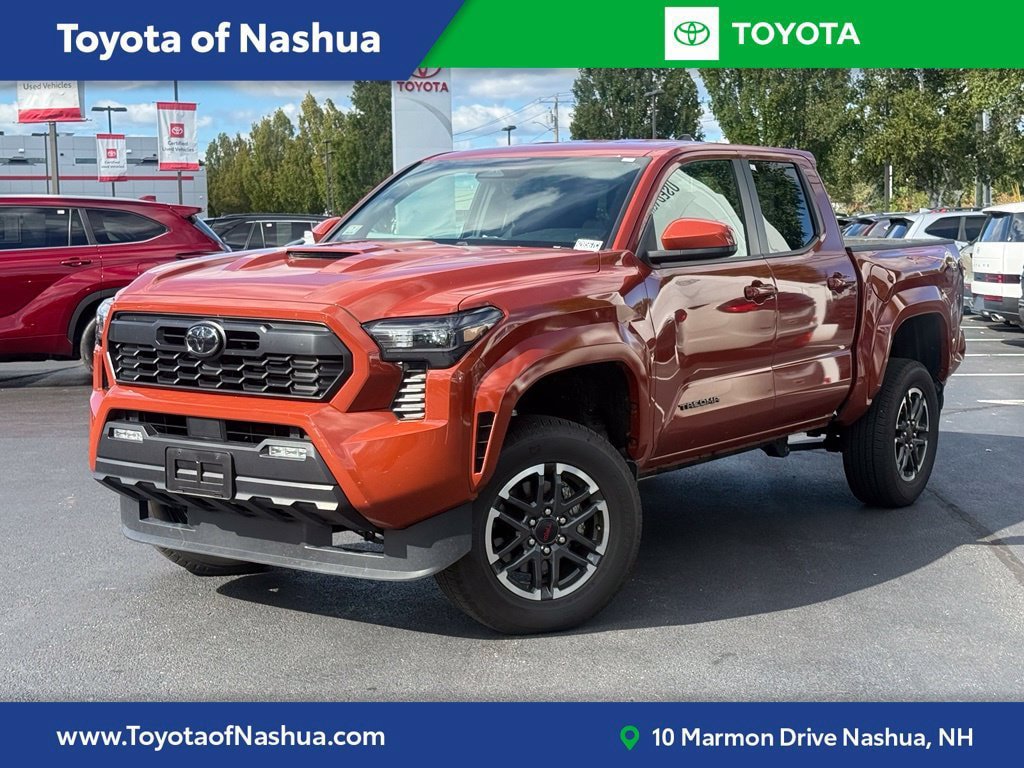 Certified 2025 Toyota Tacoma TRD Sport AWD/4WD image 1