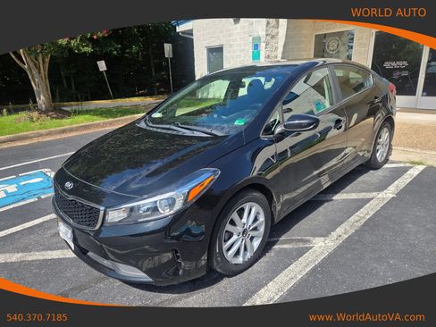 Used 2017 Kia Forte S FWD image 1
