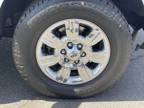 Used 2012 Ford F150 XLT w/ XLT Chrome Pkg AWD/4WD image 9