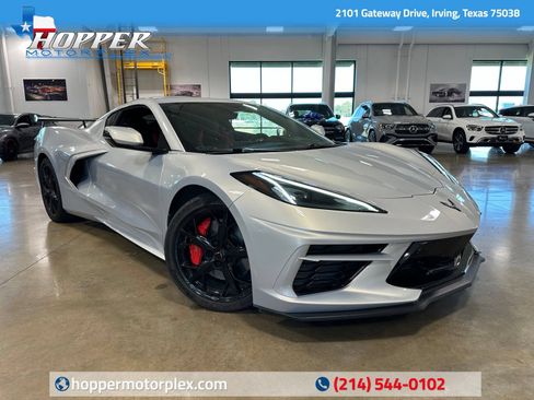 Used 2021 Chevrolet Corvette Stingray Preferred Cpe w/ Z51 Performance Package RWD image 1