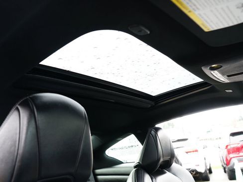 Used 2017 INFINITI Q60 3.0t image 15