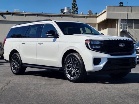 New 2026 Ford Expedition Max Platinum AWD/4WD image 32