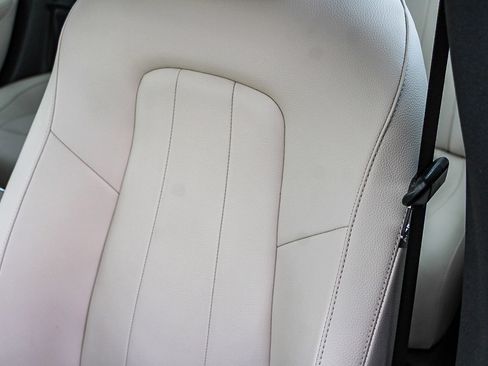 Certified 2025 Mercedes-Benz CLA 250 4MATIC image 22