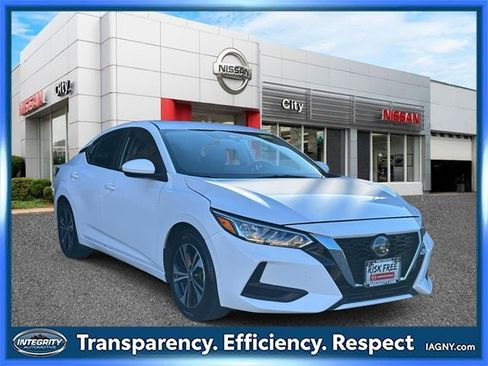 Certified 2023 Nissan Sentra SV image 1