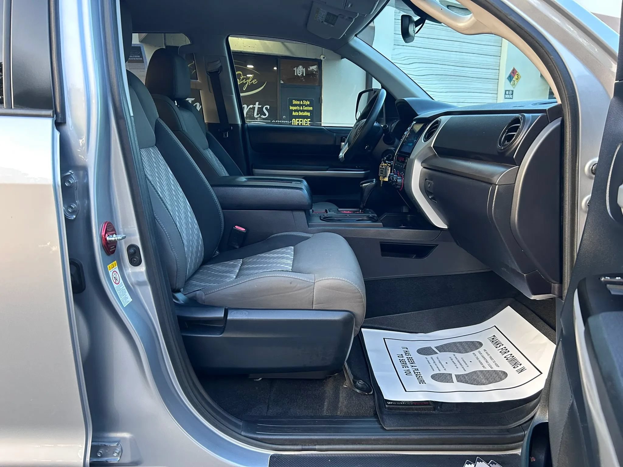 Used 2018 Toyota Tundra SR5 w/ SR5 Upgrade Package RWD image 67