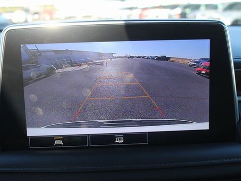 Used 2021 Chevrolet Tahoe Z71 image 29