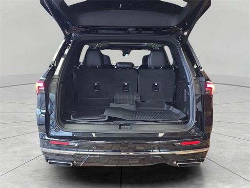 Used 2025 Buick Enclave Avenir image 28