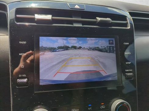Used 2022 Hyundai Tucson SE FWD image 12