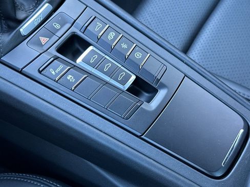 Used 2019 Porsche 911 Carrera GTS image 25