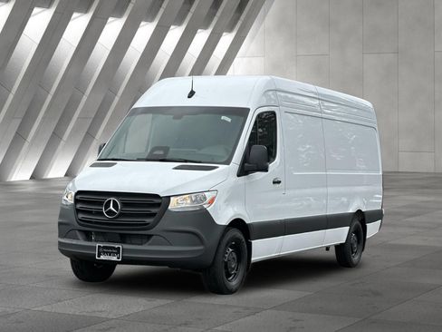 Used 2026 Mercedes-Benz Sprinter 2500 image 8