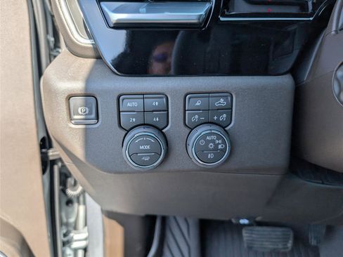 New 2026 Chevrolet Silverado 1500 LTZ AWD/4WD image 16