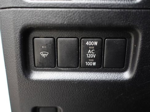 Used 2015 Toyota 4Runner Limited image 25