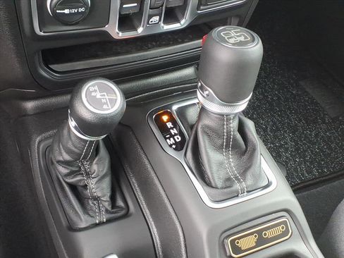 New 2026 Jeep Wrangler Unlimited Sport AWD/4WD image 31