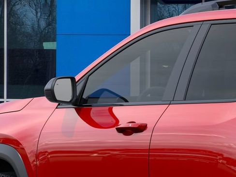 New 2026 Chevrolet Equinox RS w/ Convenience Package III FWD image 12