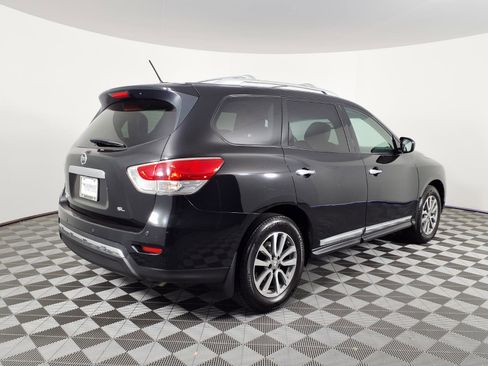 Used 2016 Nissan Pathfinder SL FWD image 4