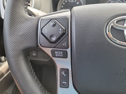 Used 2023 Toyota Tacoma SR5 AWD/4WD image 29