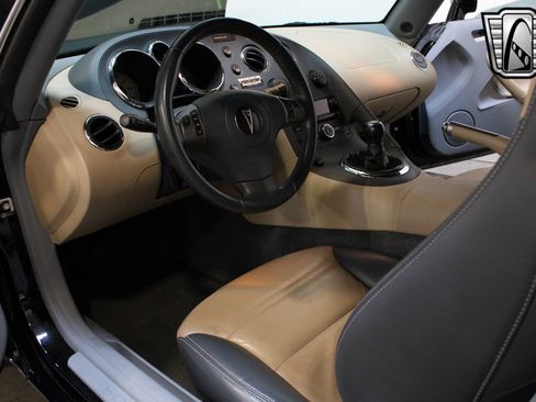 Used 2006 Pontiac Solstice Convertible w/ Premium Package image 18