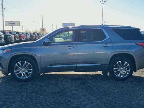 Certified 2019 Chevrolet Traverse High Country w/ LPO, Floor Liner Package image 5