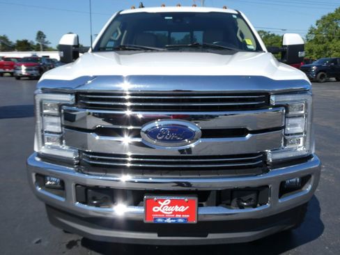 Used 2019 Ford F350 Lariat w/ Lariat Ultimate Package AWD/4WD image 11
