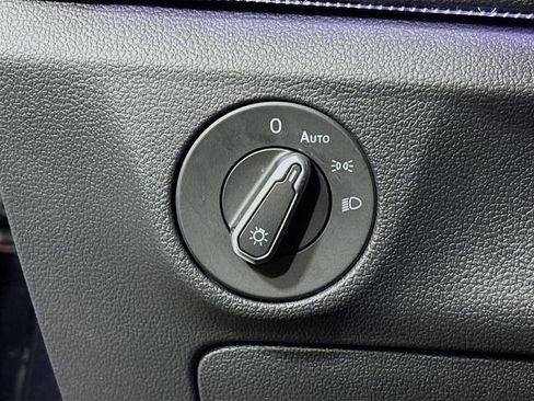 New 2026 Volkswagen Jetta SEL image 10